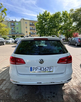 Volkswagen Passat cena 36999 przebieg: 250000, rok produkcji 2013 z Piła małe 121